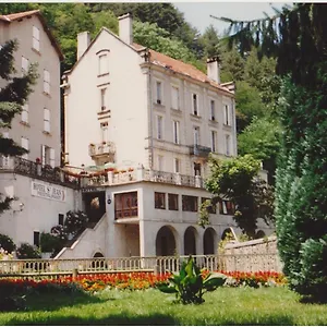https://hotel-saint-jean.hotels-rhonealpes.com