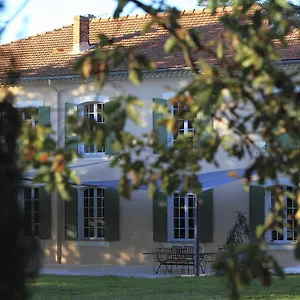 https://la-maison-r.fr-provencehotel.com